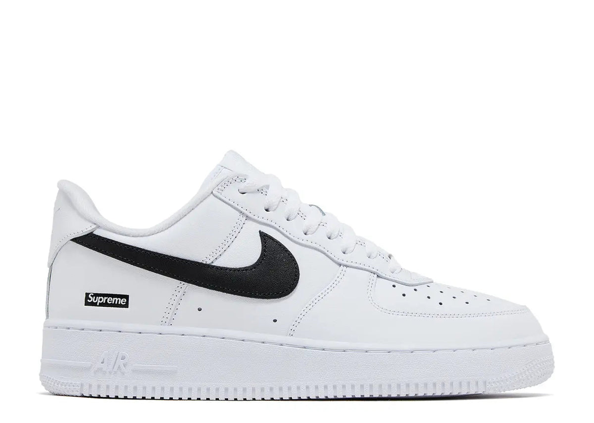 Supreme Drop Nike Air Force 1 Low - Image 1