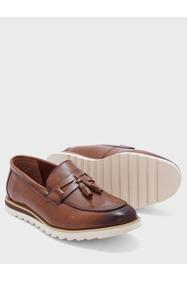 Robert Wood Tassel Slip-On Loafers