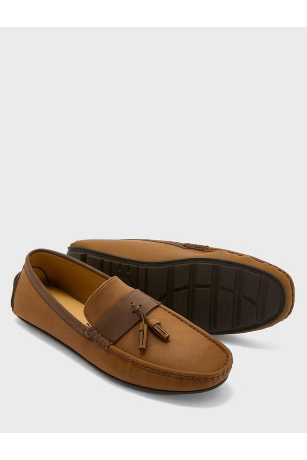 Robert Wood Nubuck Tassel Loafers – Brown