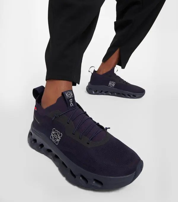 Loewe  x on cloudtilt running shoes - Image 5