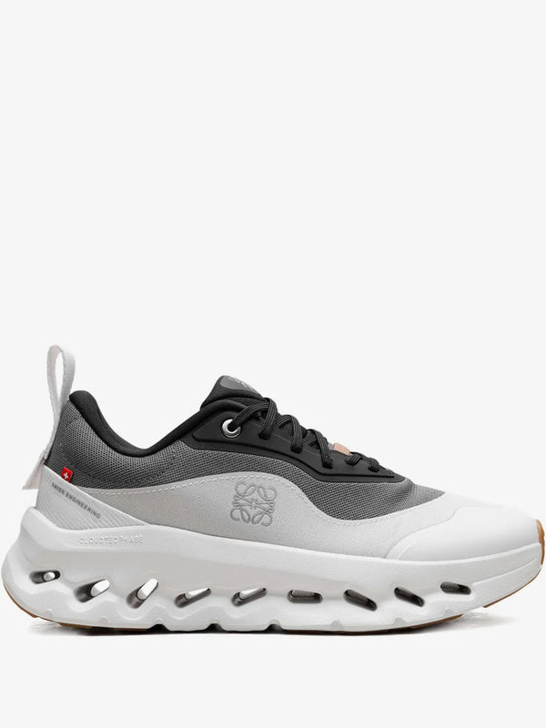 On x Loewe Cloudtilt 2 "Black/White"