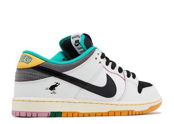 Nike CSEF x Dunk Low SB 'White Clear Emerald' - Image 3