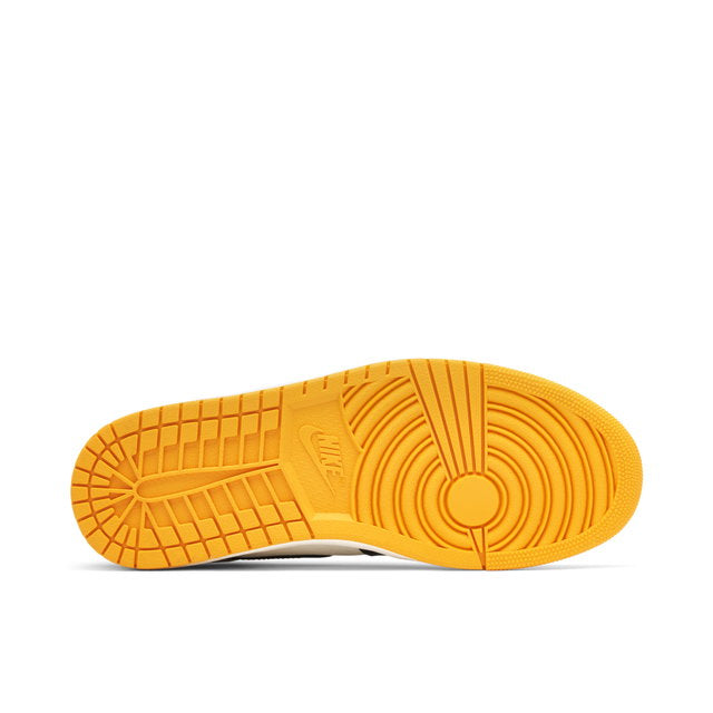 Air Jordan 1 Retro High OG Yellow Toe - Image 5