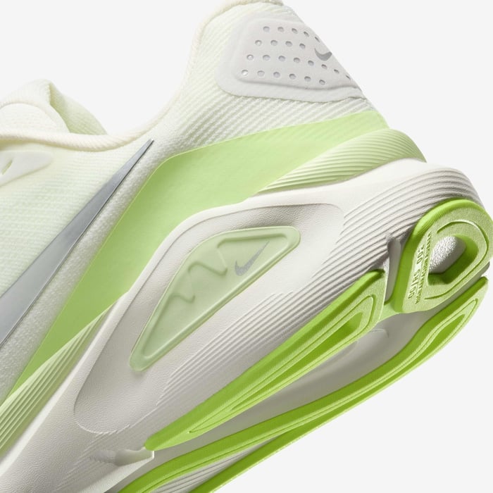Nike Structure 26 Running Shoes - Image 5