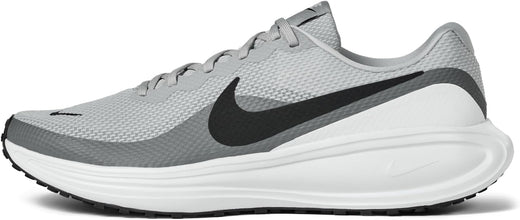 Nike Revolution 8