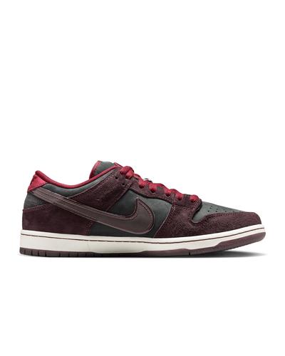 Nike SB Dunk Low "Night of Mischief" - Image 2