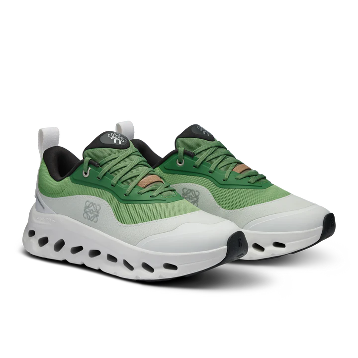 On Running Cloudtilt 2 LOEWE Green White - Image 2