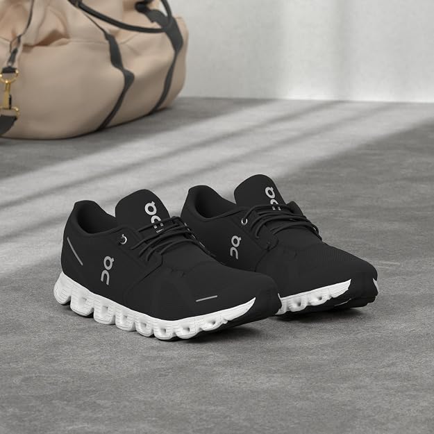 On Women's Cloud 5 - Image 1