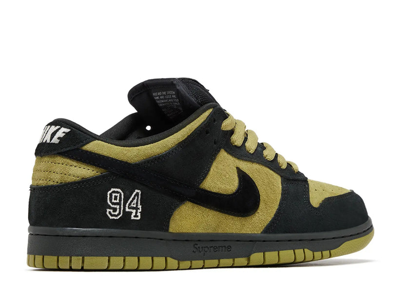 Nike SB Dunk Low Supreme 94 Hulk - Image 3