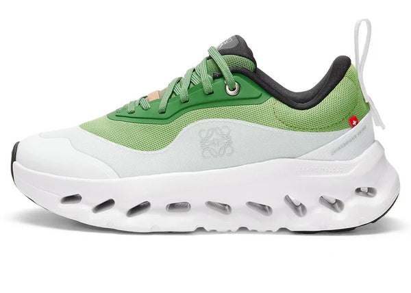On Running Cloudtilt 2 LOEWE Green White - Image 3