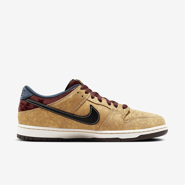 Nike Dunk Low Premium Wheat Brown Sneakers